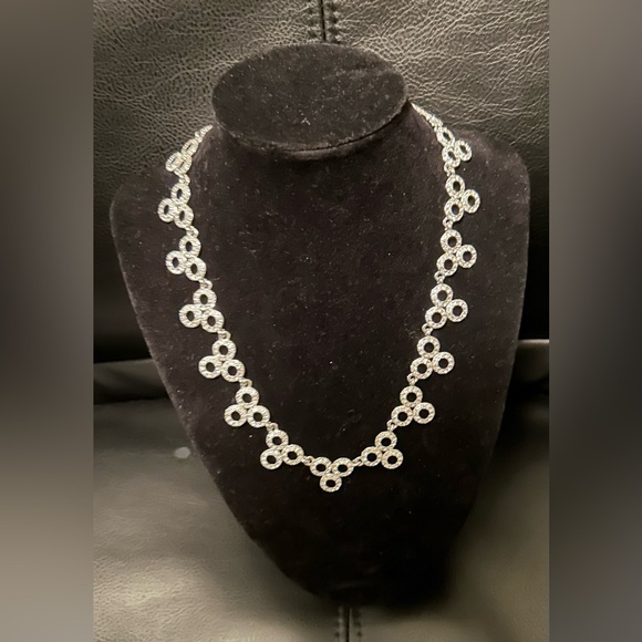 Kate Spade Delicate Dots Sparkling Crystal Pave Circles Silver tone Necklace - Picture 2 of 9